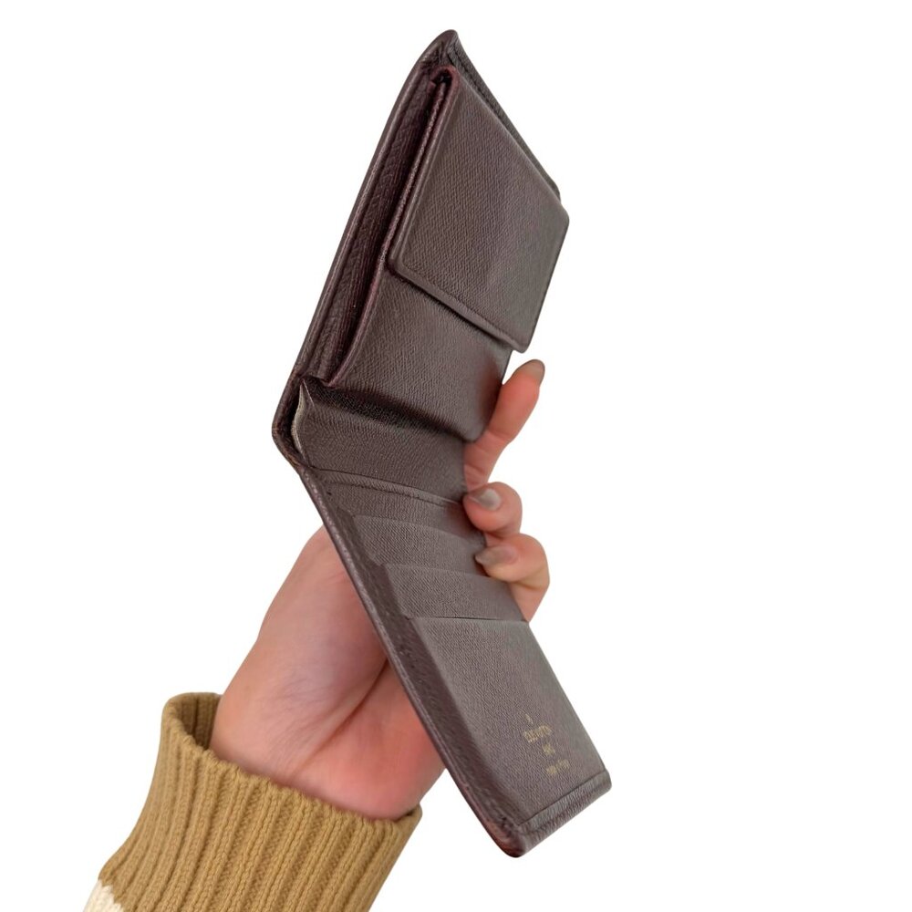 Louis Vuitton Taiga Raisin Bifold Wallet - Picture 6 of 7